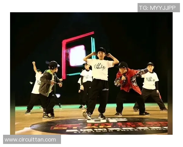 街舞巨献：探秘广州街舞队的个人能力